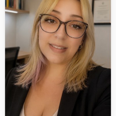 Terapeuta  Cris Blazina